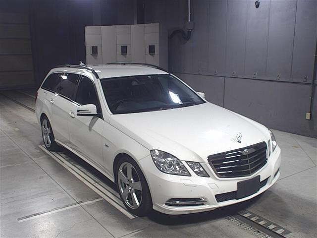 5227 Mercedes benz E class wagon 212247C 2012 г. (JU Gifu)